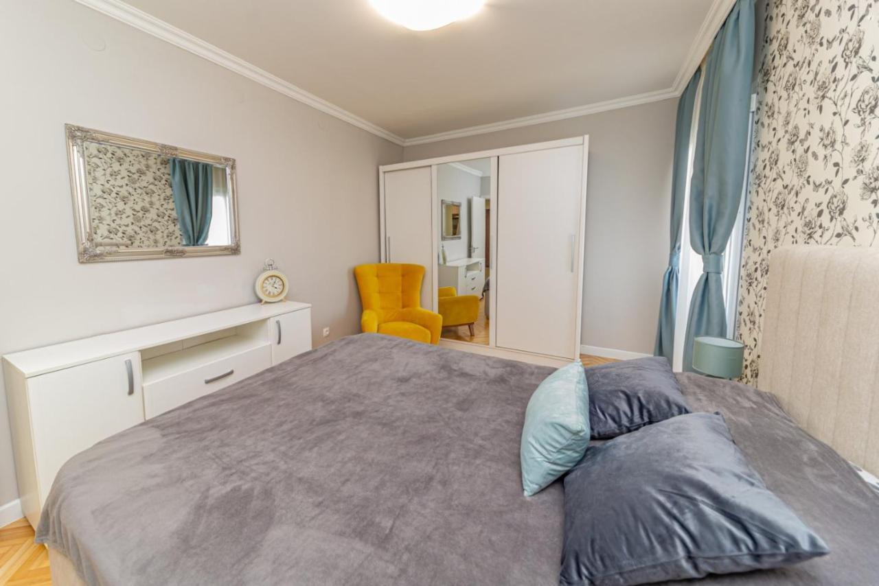 City Center De Lux Apartment Bar Εξωτερικό φωτογραφία